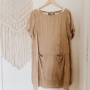 Anthro • Floreat Velvet Dress